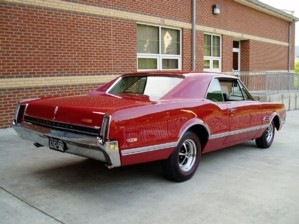 1966 OLDSMOBILE 442 Rear View